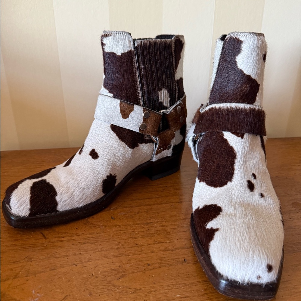 Re/Done Short Cavalry Boots with Cowhide Pattern size 38